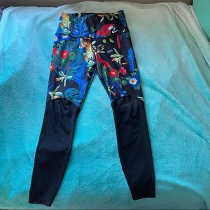 EUC! Nike Parrot Print Cropped Mesh Leggings